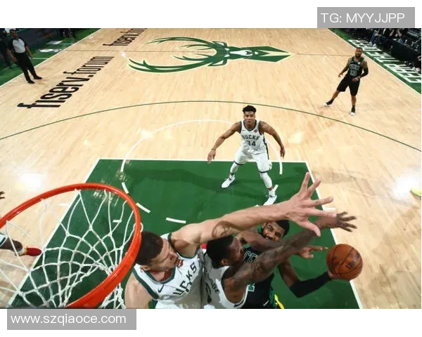 火箭与勇士季后赛第五场激战回顾与精彩瞬间分析